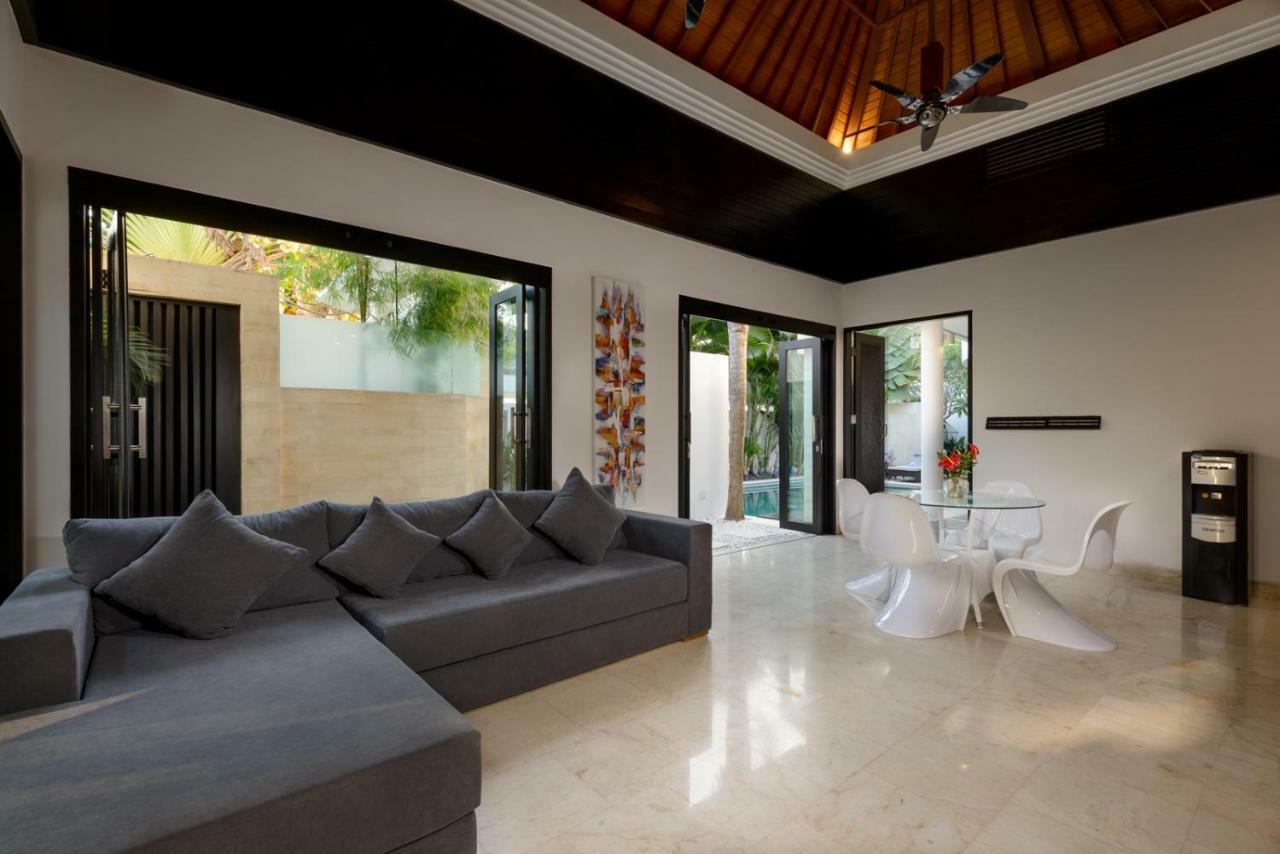 Villa Maharani Семиняк Екстериор снимка